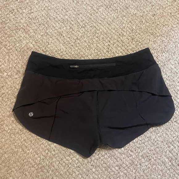 lululemon speed ups size 8 2.5” inseam black like new - Picture 1 of 2